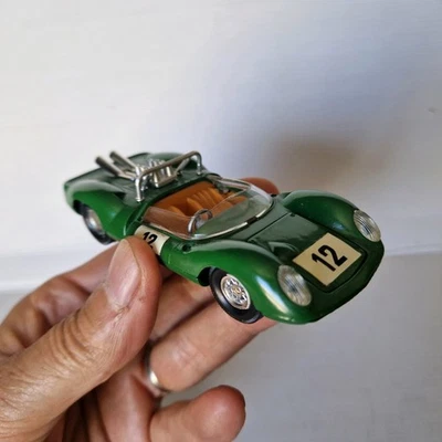 mini GAMA ancien pas copie FORD GT40 GT 40 - REF 9603  1 roue HS - Photo 1/4