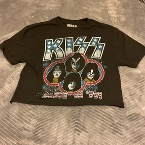 Kiss Alive In 77 T-Shirt Official Band Short cut off Cropped Womens Small - Imagen 1 de 5