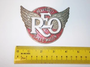 Rare 1927-1928 REO Heavy Duty Speed Wagon Radiator Emblem Truck Hood Brass Badge - Picture 1 of 7