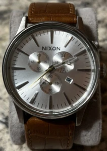 Nixon Sentry Leather A1051113-00. Silver and Brown Men?s Watch (42mm Silver/Whit - Picture 1 of 3