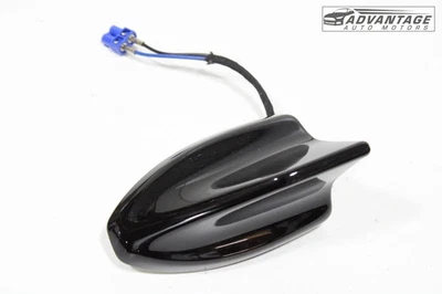 Antena de radio montada en techo superior Lincoln Continental 2017-2020 aleta tiburón OEM Foto 1 de 4