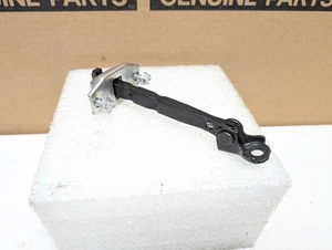Correa de bisagra de retención de bisagra de puerta delantera derecha Honda Civic 16-20 - Imagen 1 de 6
