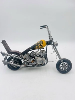 Personalized Collection Vintage Motorcycle Model Metal Motorbike Sculpture Toy - Image 1 of 4