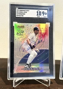 DEREK JETER 1997 BOWMAN'S BEST REFRACTOR #82 AUTOGRAPH SGC 9 W/10 AUTO 7694437 - Picture 1 of 2