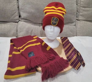 Offizieller Zauberwelt von Harry Potter Schal, Krawatte, Beanie Mütze Gryffindor - Bild 1 von 8