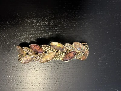 Pulsera Dana Buchman Elástica Tono Dorado Hoja de Abulón Simulada 1 Pulgada de Ancho Foto 1 de 3