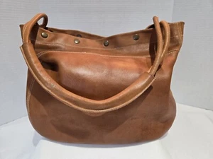 Furla Schultertasche gold camelbraun Leder groß mit Druckknopfverschluss - Bild 1 von 11