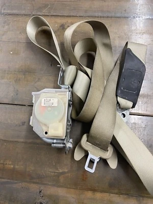 KIA SEDONA 2015-2021 retractor de cinturón de seguridad trasero derecho OEM 89880-A9500 Foto 1 de 4