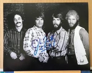 AUTOGRAPH PHOTO - JOHN FOGERTY - 8 x 10 - Picture 1 of 1