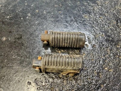 Juego de estriberas delanteras originales Honda CB650 CB650C CB 650 1981 par de reposapiés Foto 1 de 4