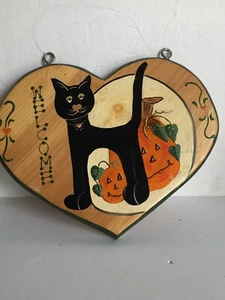 Letrero colgante de madera en forma de corazón de bienvenida de Halloween calabazas gato negro artesanía - Imagen 1 de 12