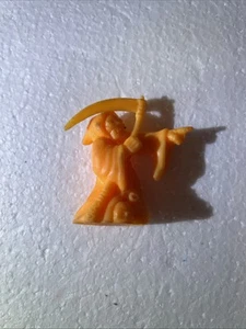 MIMP Spectre #67 Series 2 Orange Monster in My Pocket 15 Points Matchbox - Picture 1 of 2