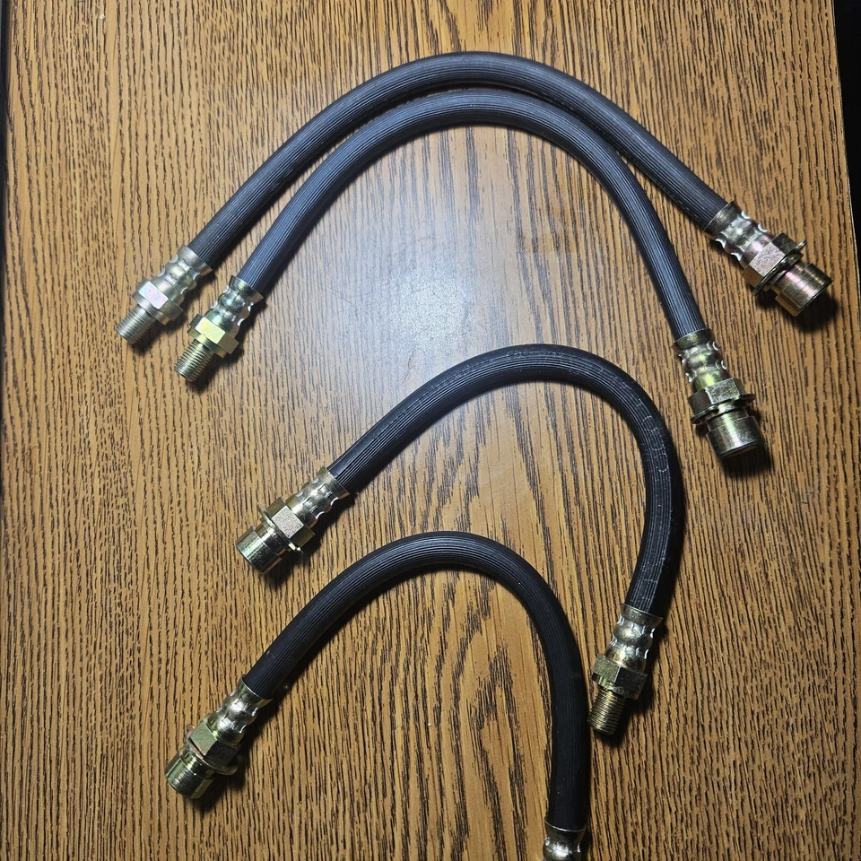 Manguera de freno delantera o trasera Renault Dauphine Foto 1 de 1