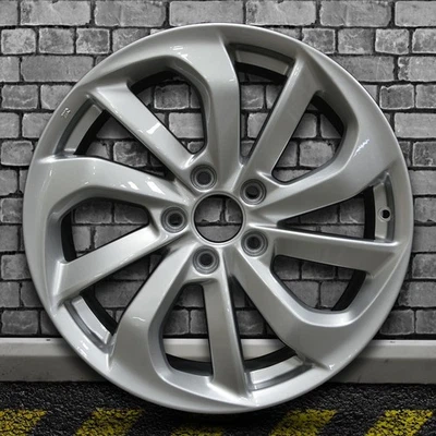 Rueda de fábrica de cara completa plateada brillante fina para Acura RDX 2016-2018 - 18x7,5 Foto 1 de 3