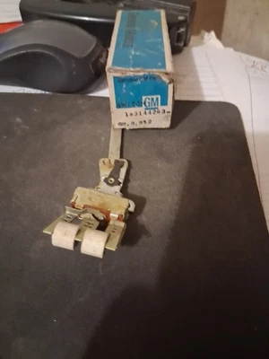 NOS 1955-1959 CHEVY/GMC TRUCK HEATER BLOWER SWITCH # 3144263 - Image 1 of 2