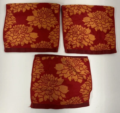 Esprit Espirit 2 Hand Towels and Washcloth Red Orange Floral - Image 1 of 4