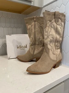 Ideal Shoes Western Cowgirl / Western Boots Beige Size US 7.5 - NWB - Picture 1 of 7
