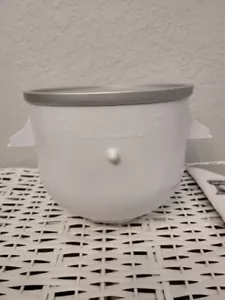 KITCHENAID ICE CREAM MAKER ATTACHMENT MODEL KICAOWH 2 QUART (BOWL ONLY ) NIB - Picture 1 of 7