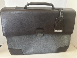 Auténtico maletín TUMI Astor Dorilton delgado con solapa Earl para hombre - Imagen 1 de 19