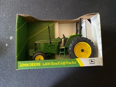 ERTL John Deere 6400 Row Crop Tractor  1/16 Scale NIB #5666 - Collectors Edition - Image 1 of 4