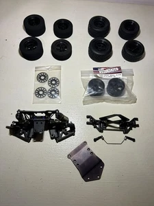 Rc Vintage Car Team Associated RC10DS Nitro 1/10 Touring Parts Lot Rare HTF - Picture 1 of 21