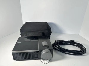 Dell M410HD DLP Projector 161 Lamp Hours w/ Power Cord & Case - Picture 1 of 6