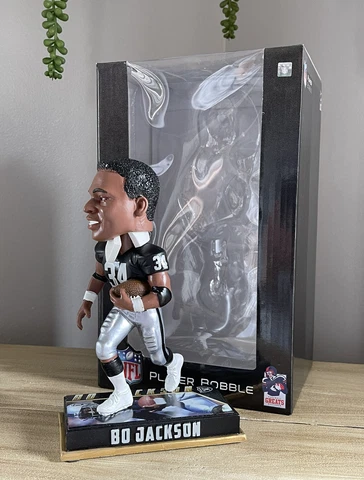BO JACKSON Los Angeles Raiders NFL “Legend of the Gridiron” Bobblehead NIB! Cover