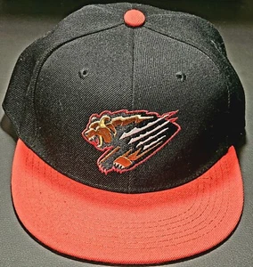 Fresno Grizzlies Snapback Cap Hat Rockies Milb Red Black - Picture 1 of 4