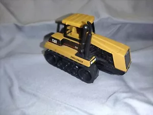 1/64 CAT CHALLENGER 85C Tractor - Picture 1 of 2