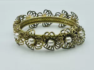 Miriam Haskell Vintage Gold Plated Faux Pearl Flower Bangle Bracelet - Picture 1 of 6