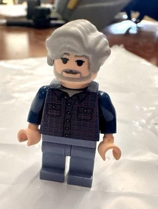 LEGO Star Wars George Lucas Custom Minifigure On 100% LEGO Mini fig - Picture 1 of 2