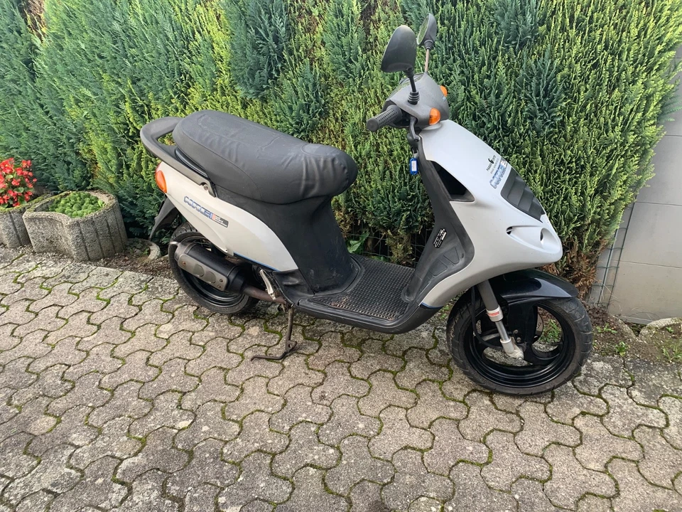 Piaggio NRG SAL1 1.Hand Bj.1996 Wassergekühlt - Bild 1 von 4