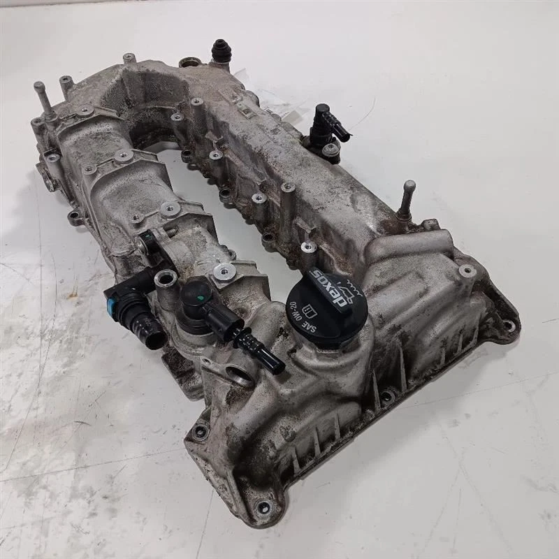 Buick Encore Engine Cylinder Head Valve Cover  1.4L 2018 2019 2020 - Image 1 of 4