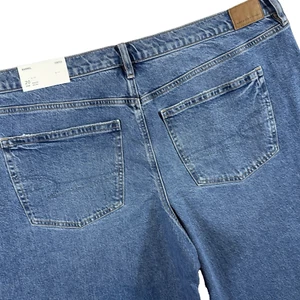 American Eagle Barrel Jeans Women's 20 Mid-Rise Medium Wash Stretch NEW - Picture 1 of 8