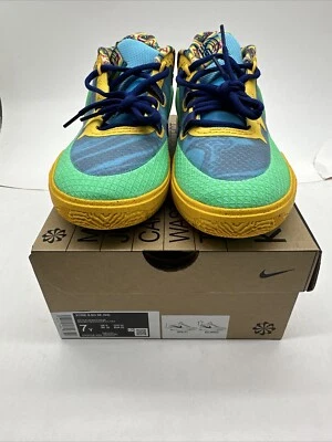 Nike Kyrie 8 Go SE Basketball Shoe Sneaker DV3018-400 Youth Size 7y - Image 1 of 4