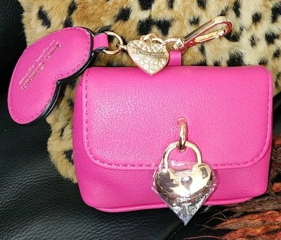 Juicy Queen Couture Frambuesa Rosa Oscuro Monedas Dijes Bolso ZA Bolsa de Cristal ¡NUEVO CON ETIQUETAS! Foto 1 de 4