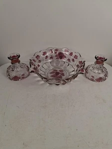 Westmoreland Glass Bowl And Matching Candleholders. - Picture 1 of 9