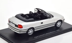 Coche clásico Opel Astra F Cabrio 16V Bertone - Año 1995 (Escala 1/24) Ixo. New - Imagen 1 de 21