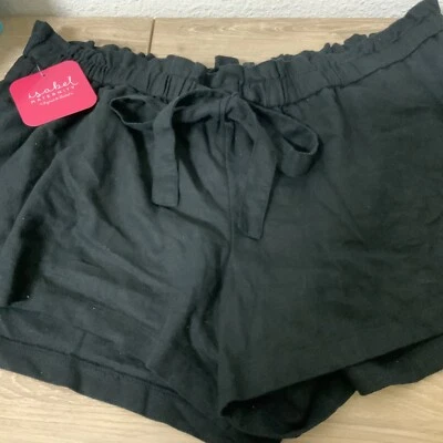 📀 Tie-Front Pull-On Maternity Shorts , Ingrid & Isabel - Black XL - Image 1 of 4