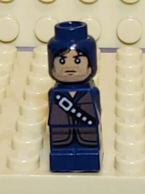 LEGO Kili Hobbit Dwarf microfigure micro figure minifigure mini LOTR Lord Rings - Image 1 of 4