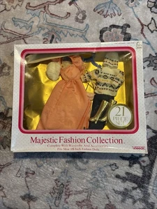 NEU Vintage 1973 Uneeda Majestic Fashion Collection 2 Outfits in Box - Bild 1 von 3