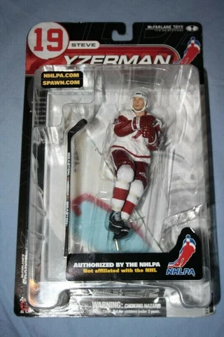 STEVE YZERMAN NHLPA McFarlane Sportspicks Steve Yzerman Series 1 In Box Figure Cover
