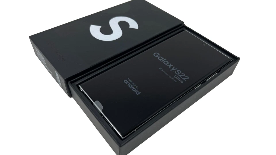 Samsung Galaxy S22 Ultra - 512 GB - Phantom White (Unlocked)