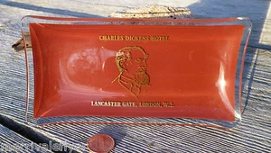 Vintage Charles Dickens Hotel Glass 1970 Key Holder Portrait Dresser Tray London - Picture 1 of 4