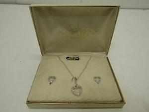 OLD VINTAGE STERLING SILVER SET NECKLACE EARINGS HEART SHAPE SPARKLING ORG. CASE - Picture 1 of 4