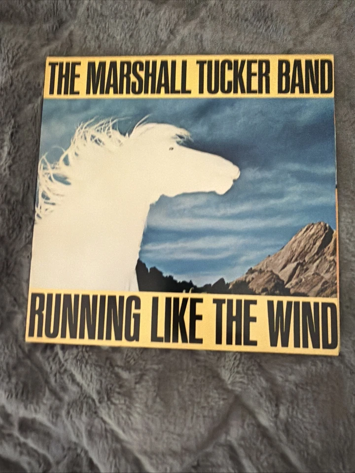 The Marshall Tucker Band Running Like the Wind UK LP K56621 Southern Rock - Imagem 1 de 4