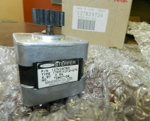 Xerox 127K28750 - Schrittmotor - 2. BTR - DocuColor 2045 - Bild 1 von 4