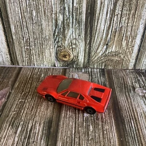 VINTAGE MATCHBOX FERRARI 1981 RED TOY METAL CAR - Picture 1 of 4