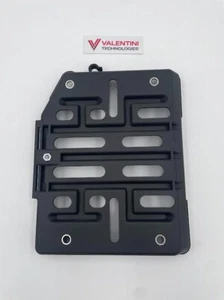 PORTA BATTERIA 8V LANCIA DELTA EVO INTEGRALE oem cod. 82450169 - Foto 1 di 10