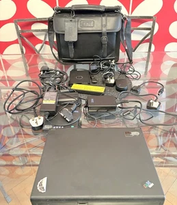Vintage IBM Thinkpad 560X, Type 2640, 1999, Lots of Accessories & Cables. Read D - Picture 1 of 24